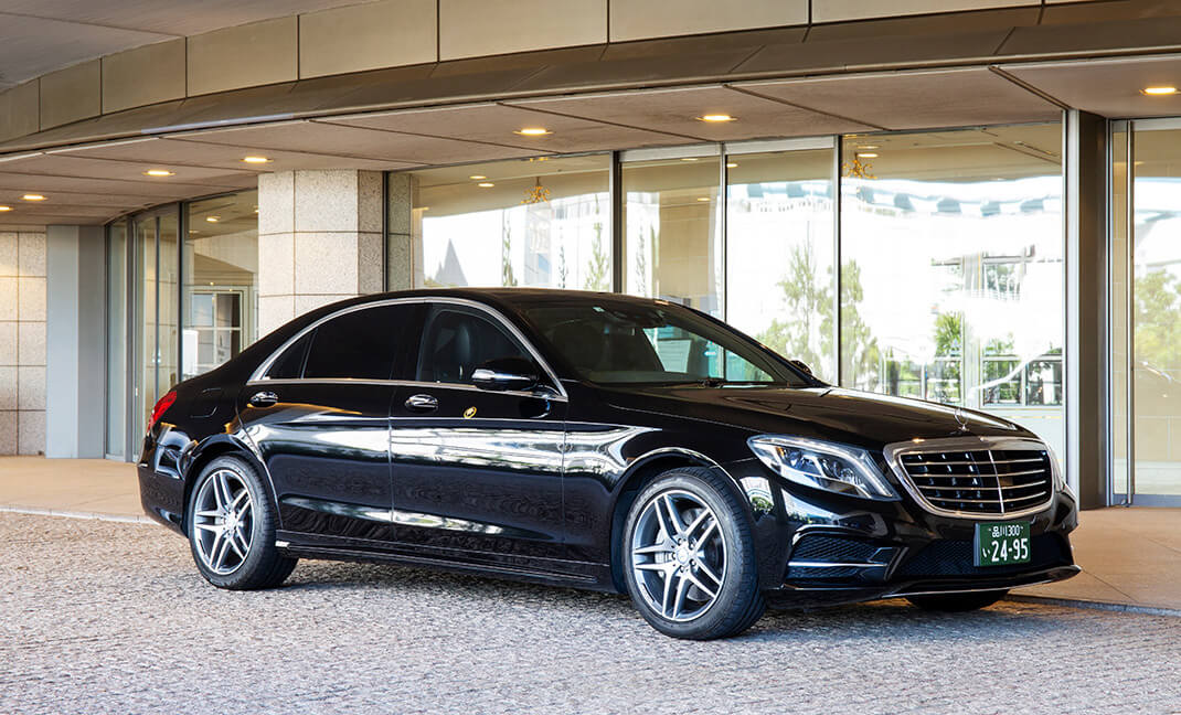 ファーストクラス（ベンツ）