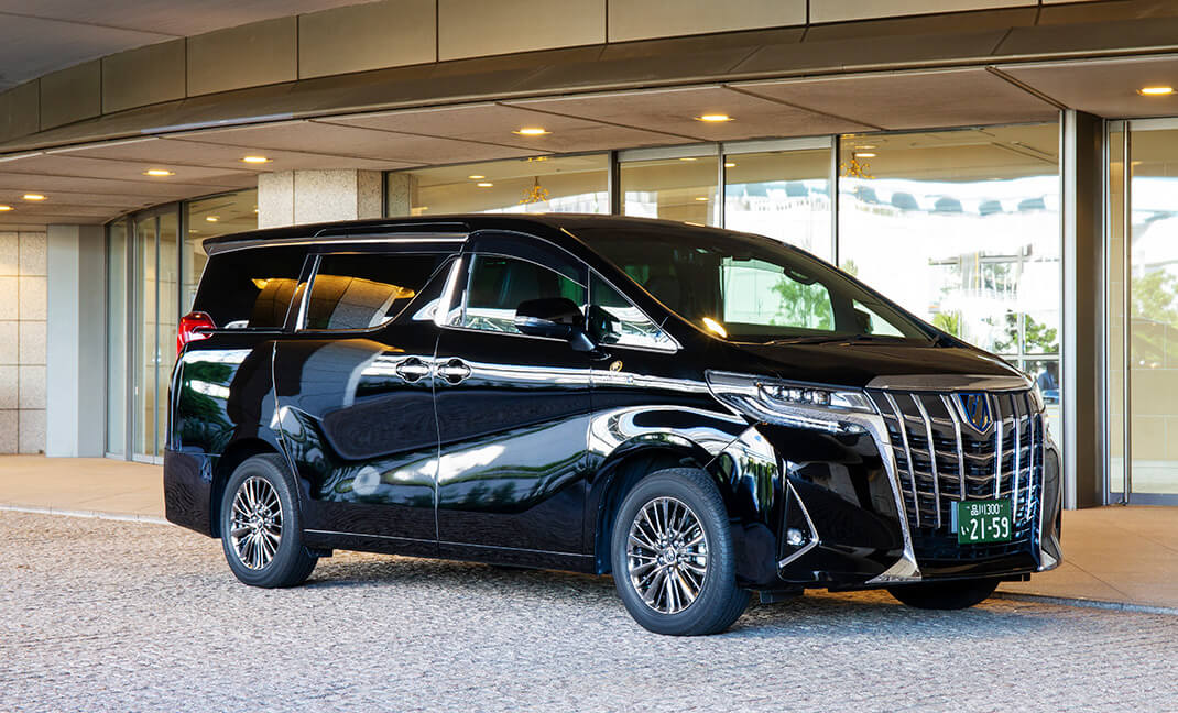 ミニバン（アルファード）